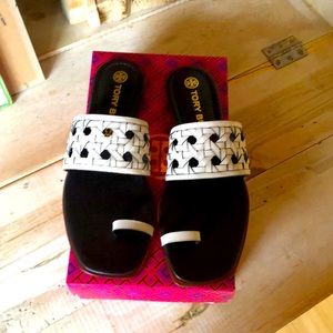 NWT Tory Burch basketweave slide sandals